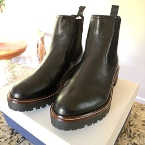 Caslon Miller Chelsea Boots